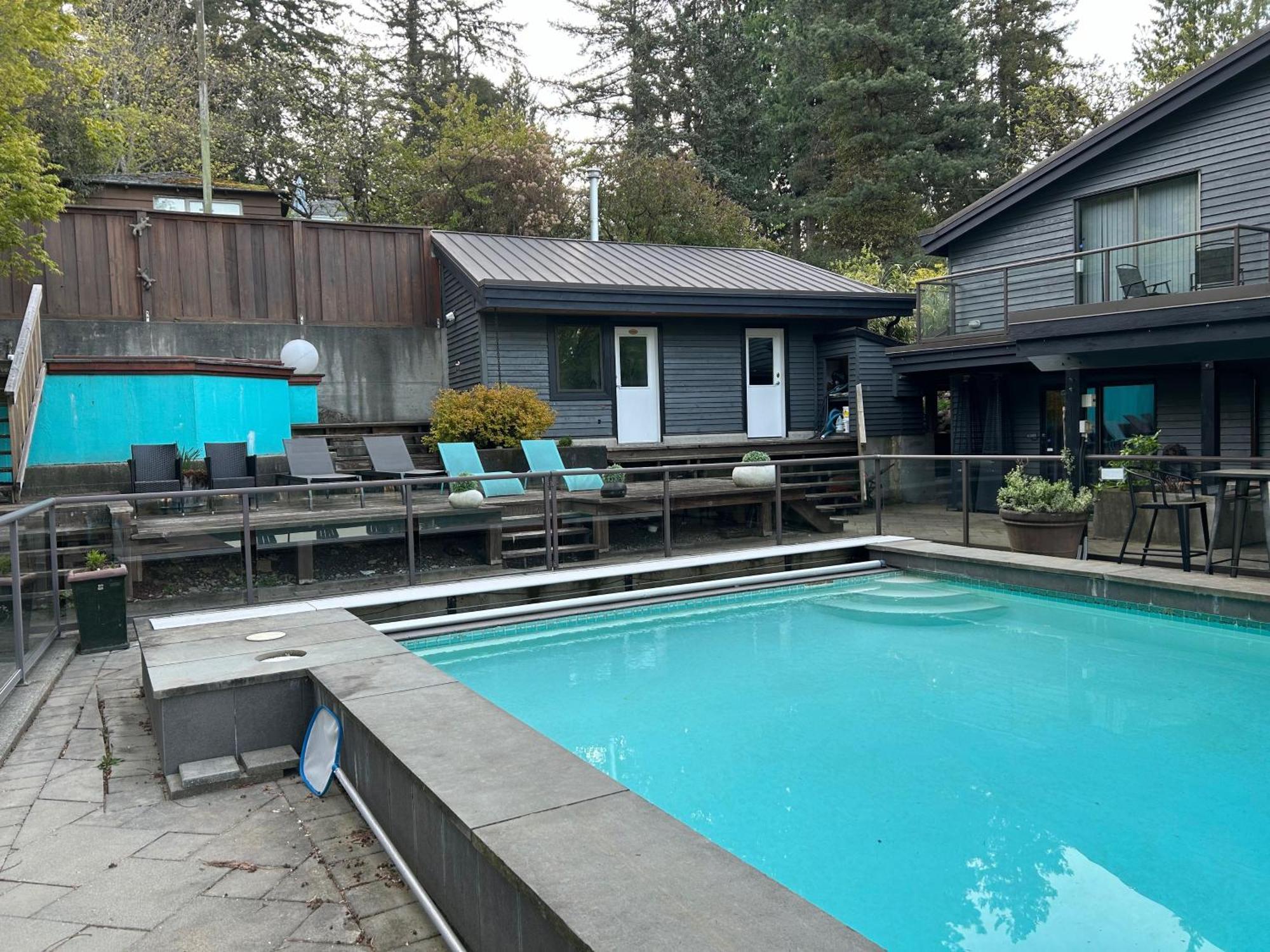 Seymour Private Bedroom, Ensuite Bathroom With Shared Pool, Hot Tub With Views North Vancouver Eksteriør billede